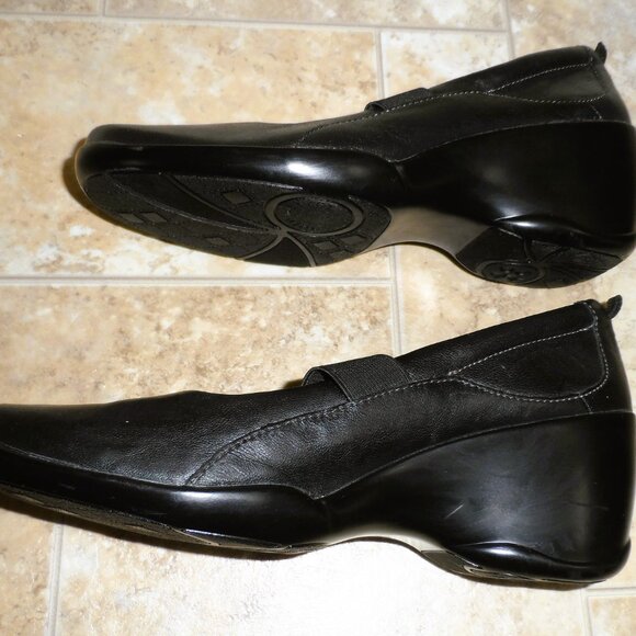 Naturalizer N5 Comfort Black Genuine Leather Wedge Loafers -size 8.5 - Picture 10 of 12